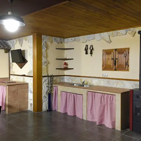 Alisos Segovia * Coca