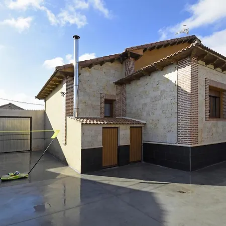 Alisos Segovia Casa de Férias *